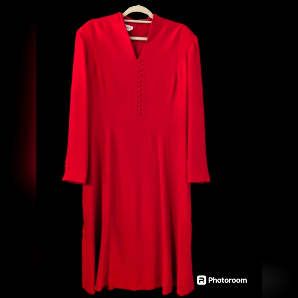 VINTAGE 90s 100% silk Dué Per Dué red button front dress